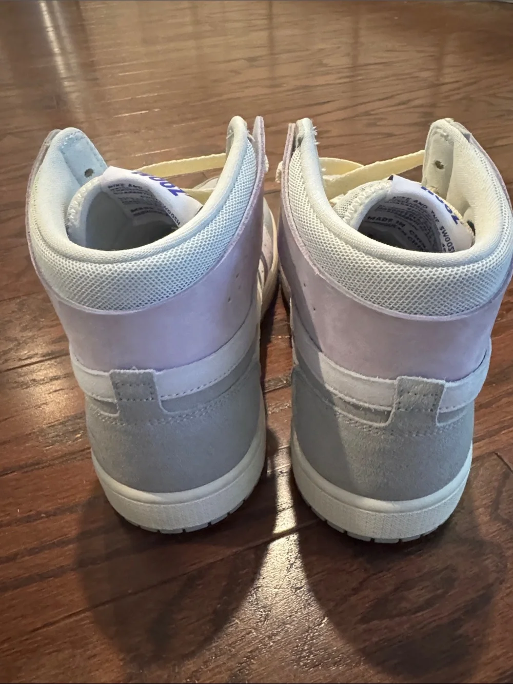 Nike Air Jordan 1 Low Lavender & Grey Sneakers | Women’s 10.5 LIKE NEW